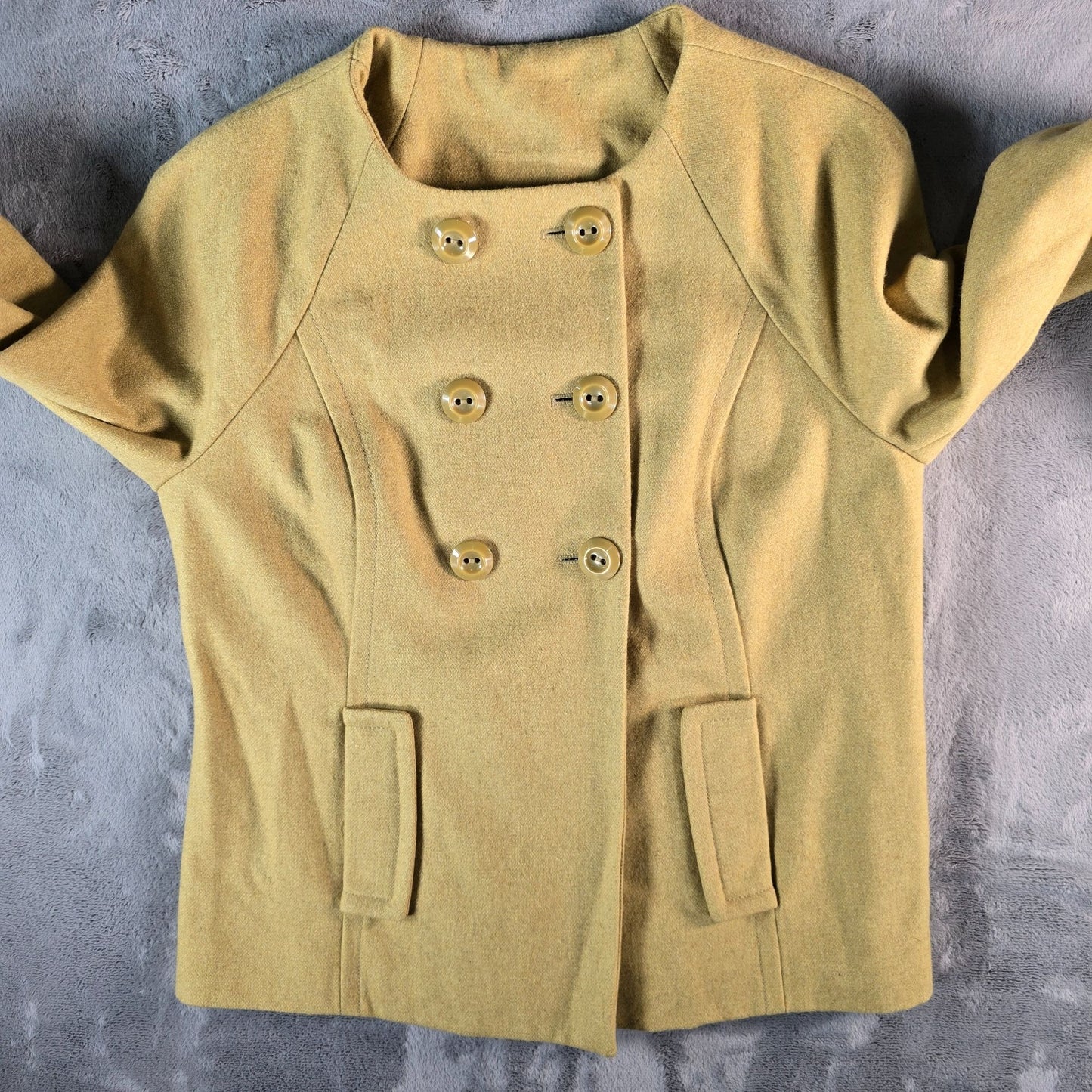 2010s Mossimo Women's Wool-Blend Mustard Green Double-Breasted Short Coat (M)