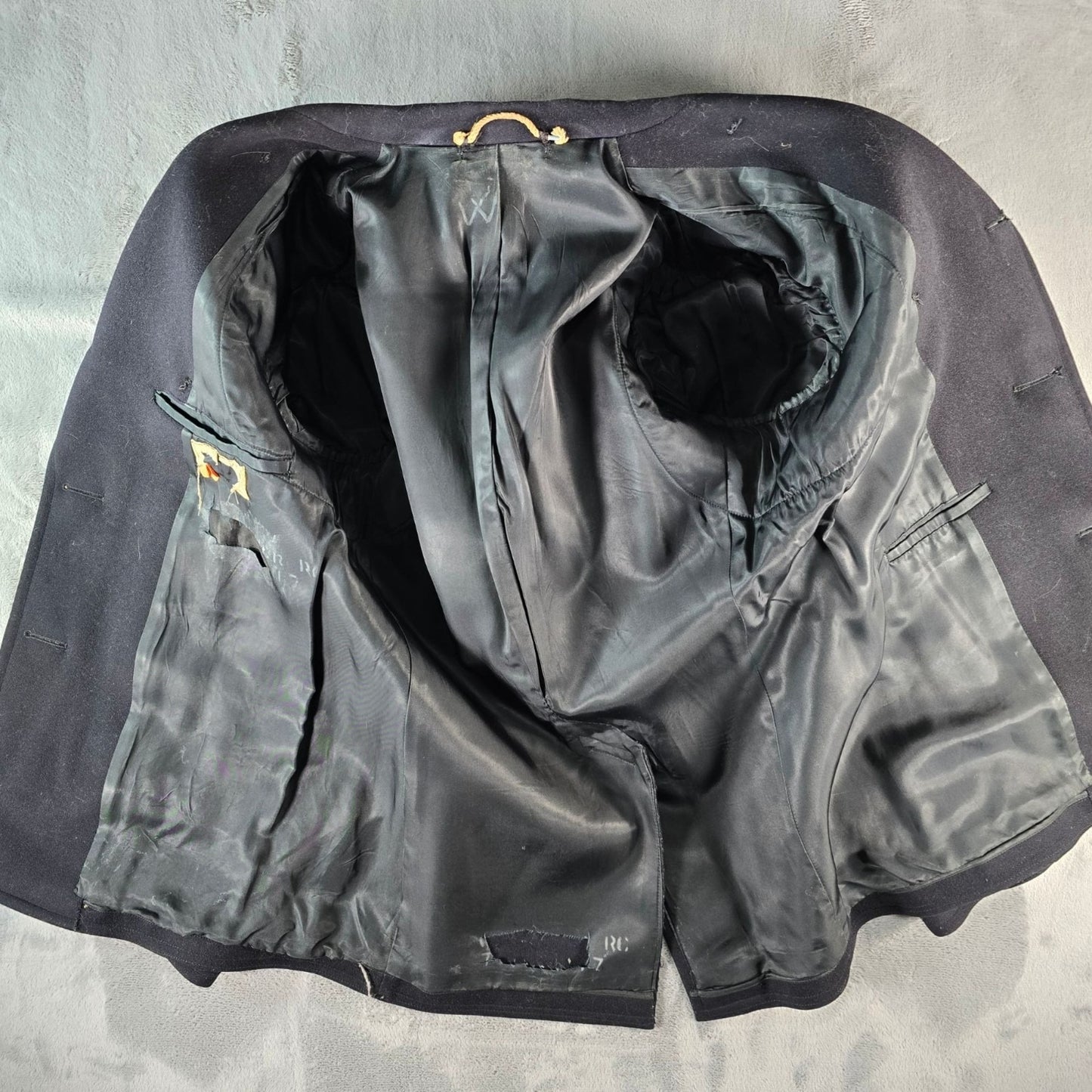 Vintage 1962 U.S. Navy Midnight Blue Double-Breasted Melton Wool Peacoat (S)