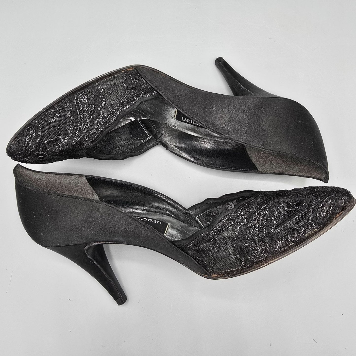 Vintage 1980s Stuart Weitzman for Mr. Seymour Black Lace & Satin Pumps (7.5AA)