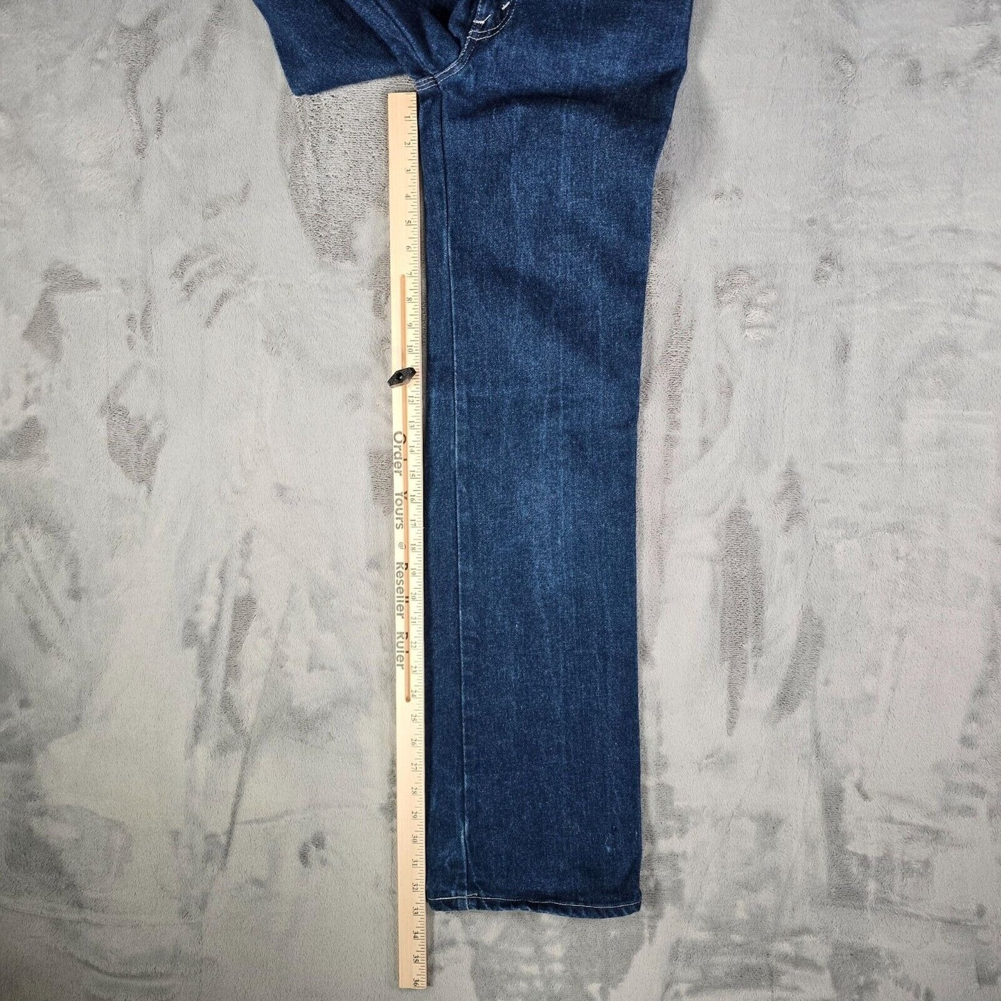 Vintage 1980's Made in Greece Levi's Womens White Tab Blue Jeans (25x32)