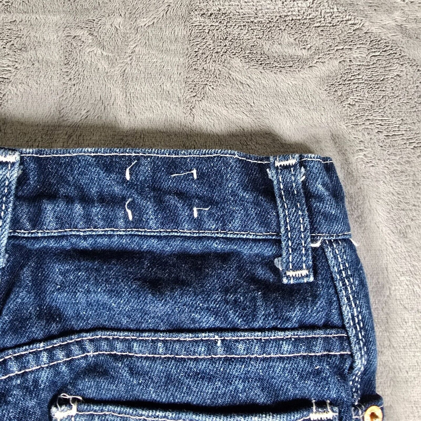 Vintage 1980's Made in Greece Levi's Womens White Tab Blue Jeans (25x32)