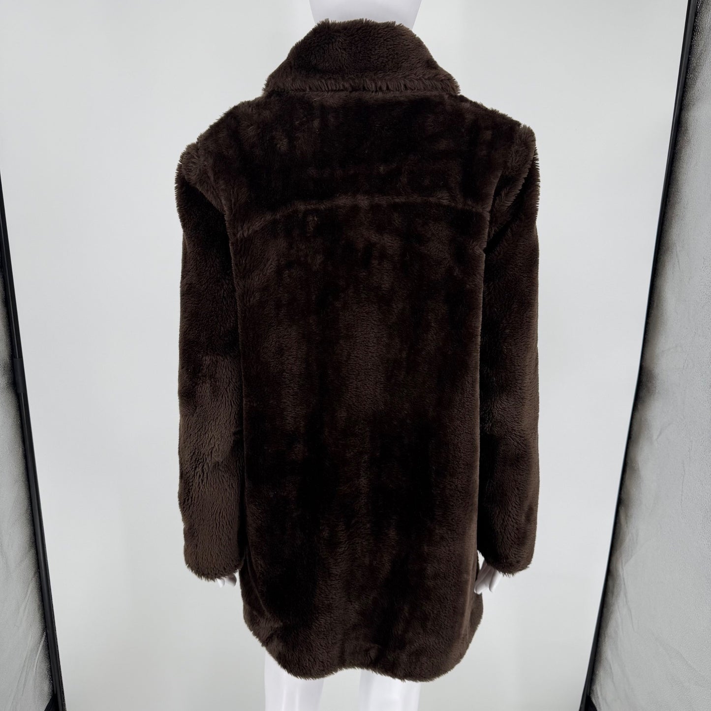 Vintage 1960s Women's Brown Faux Fur Teddy Bear Double-Breasted Coat (M)