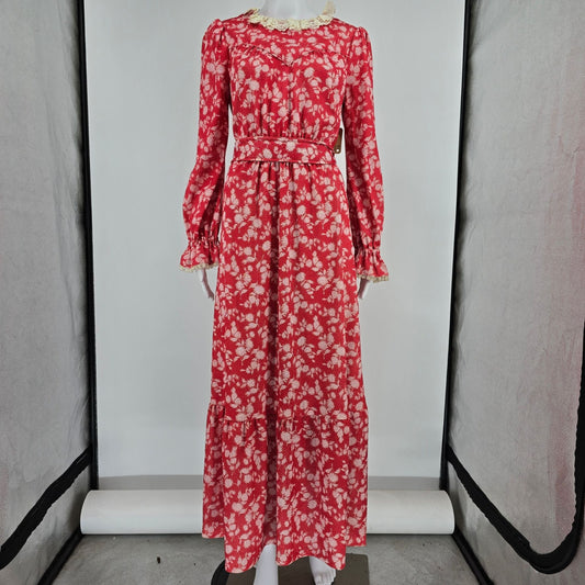 Vintage 1970s Red Floral Lace Collar Prairie/Cottagecore Maxi Dress (Size 8/M)