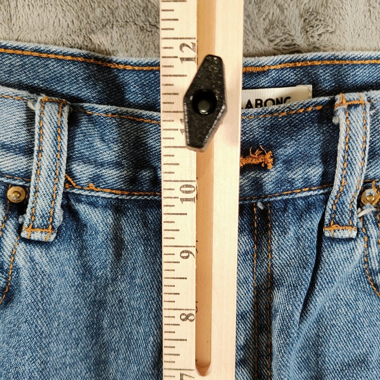 Billabong Womens Size 28 DIY Cut Off Frayed Hem 2.5" Inseam Denim Jean Shorts