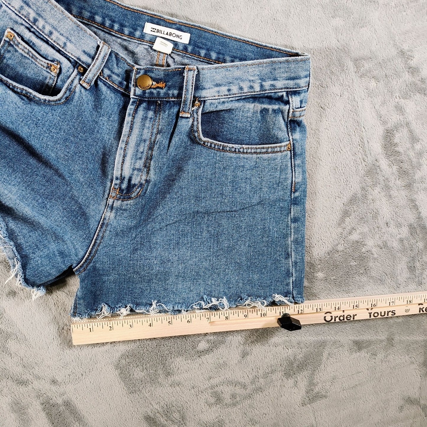 Billabong Womens Size 28 DIY Cut Off Frayed Hem 2.5" Inseam Denim Jean Shorts