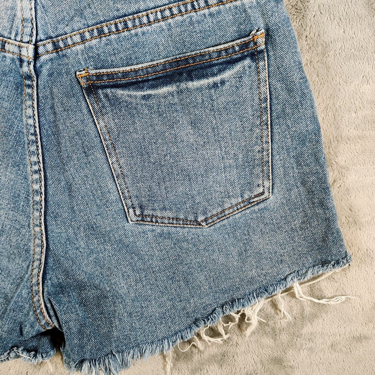 Billabong Womens Size 28 DIY Cut Off Frayed Hem 2.5" Inseam Denim Jean Shorts