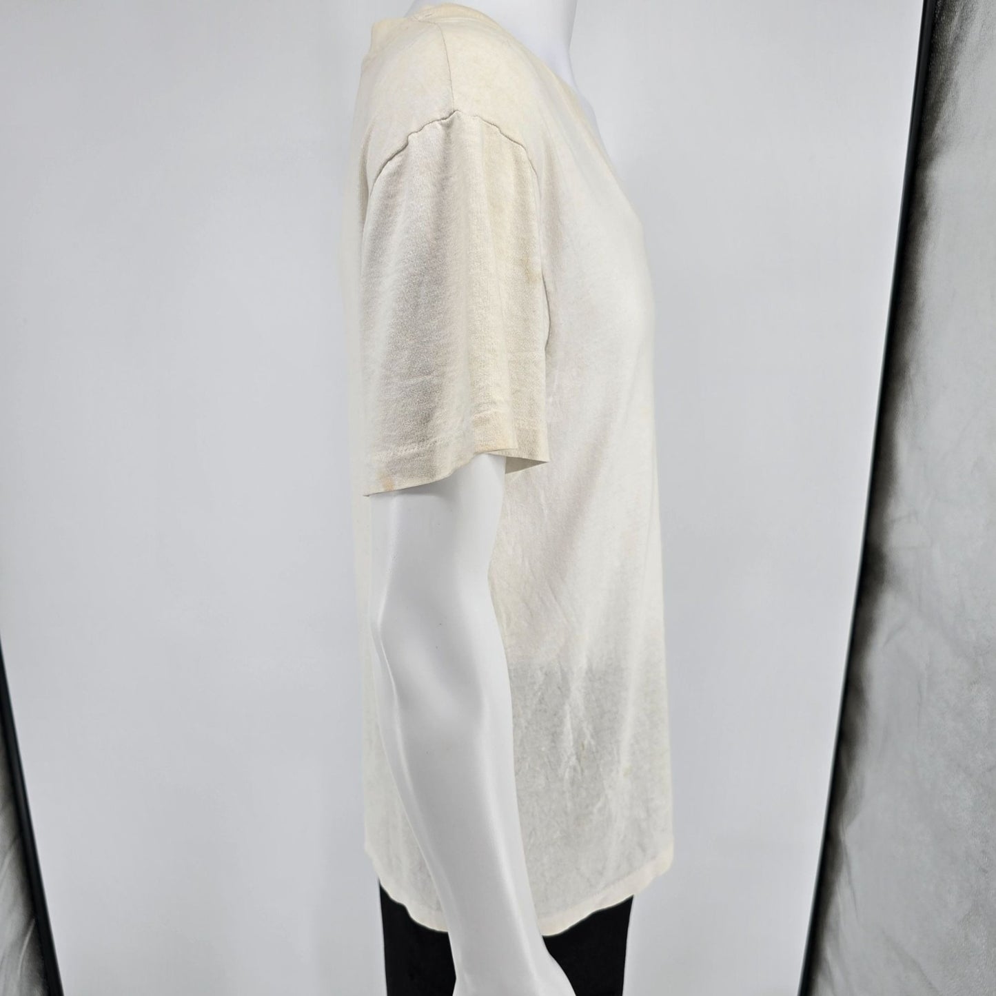 Distressed Vintage 1990s Hanes V-Neck Single Stitch Thin Blank T-Shirt (L)