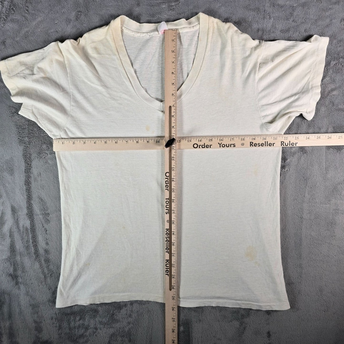 Distressed Vintage 1990s Hanes V-Neck Single Stitch Thin Blank T-Shirt (L)