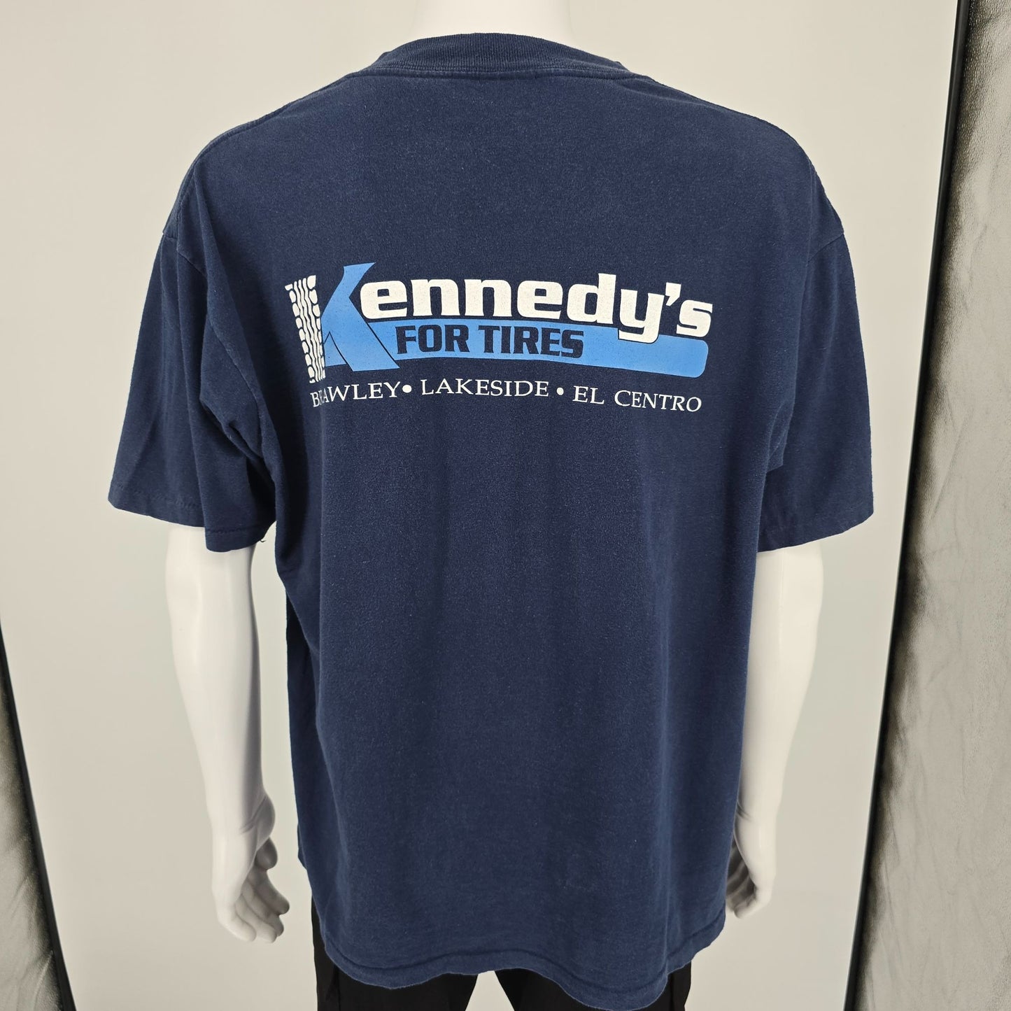 Vintage 1990s Kennedy's for Tires Goodyear Certified Auto Service T-Shirt (XL)