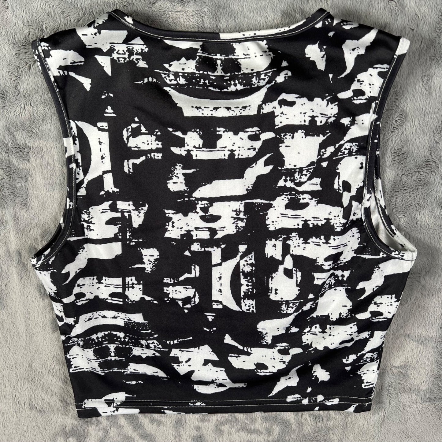 Shein Women's Y2K Aesthetic Patchwork Lips Print Stretch Cropped Tank Top (S)