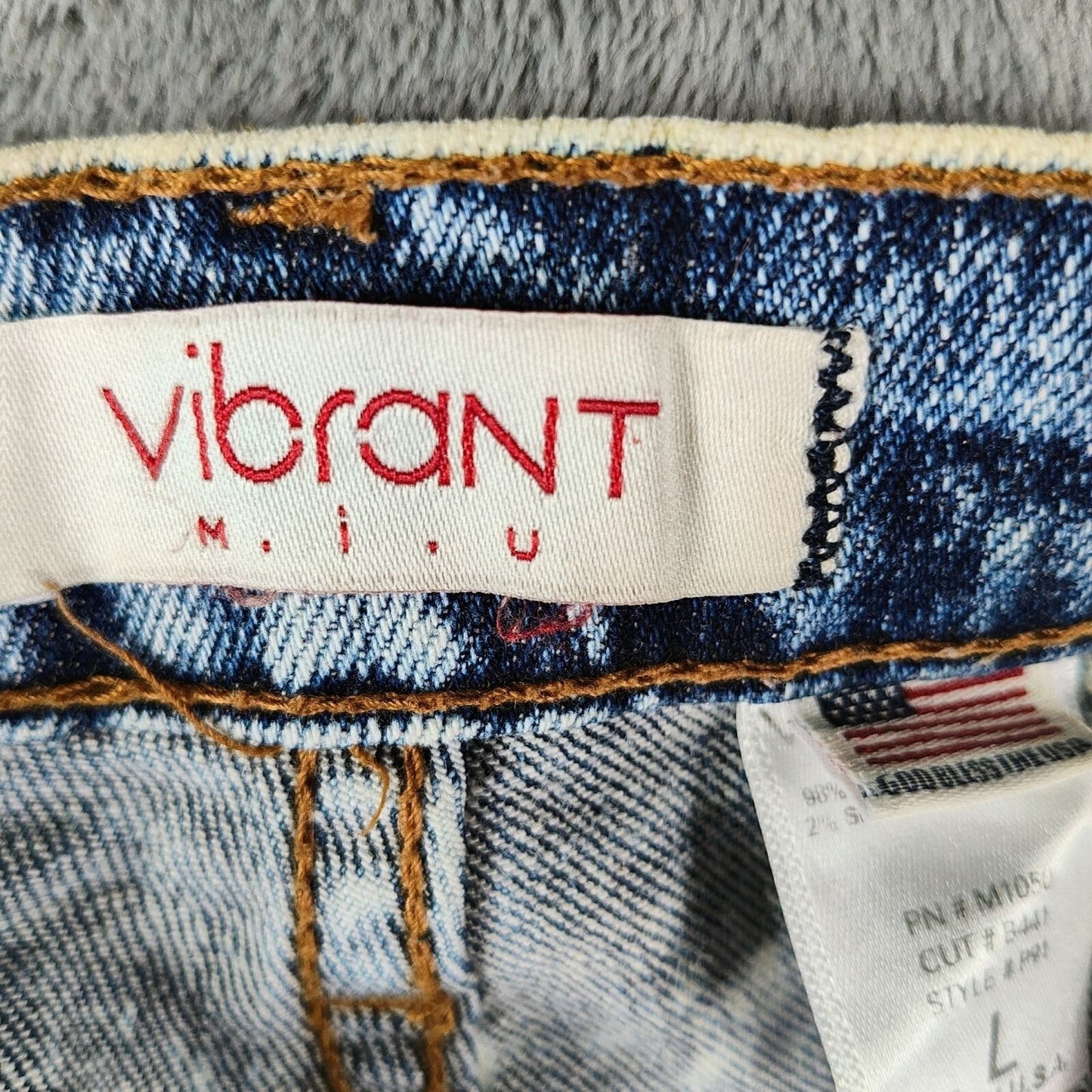 Vibrant M.I.U  Made in USA Distressed Acid Wash DIY Cut Off Denim Shorts -Size 6