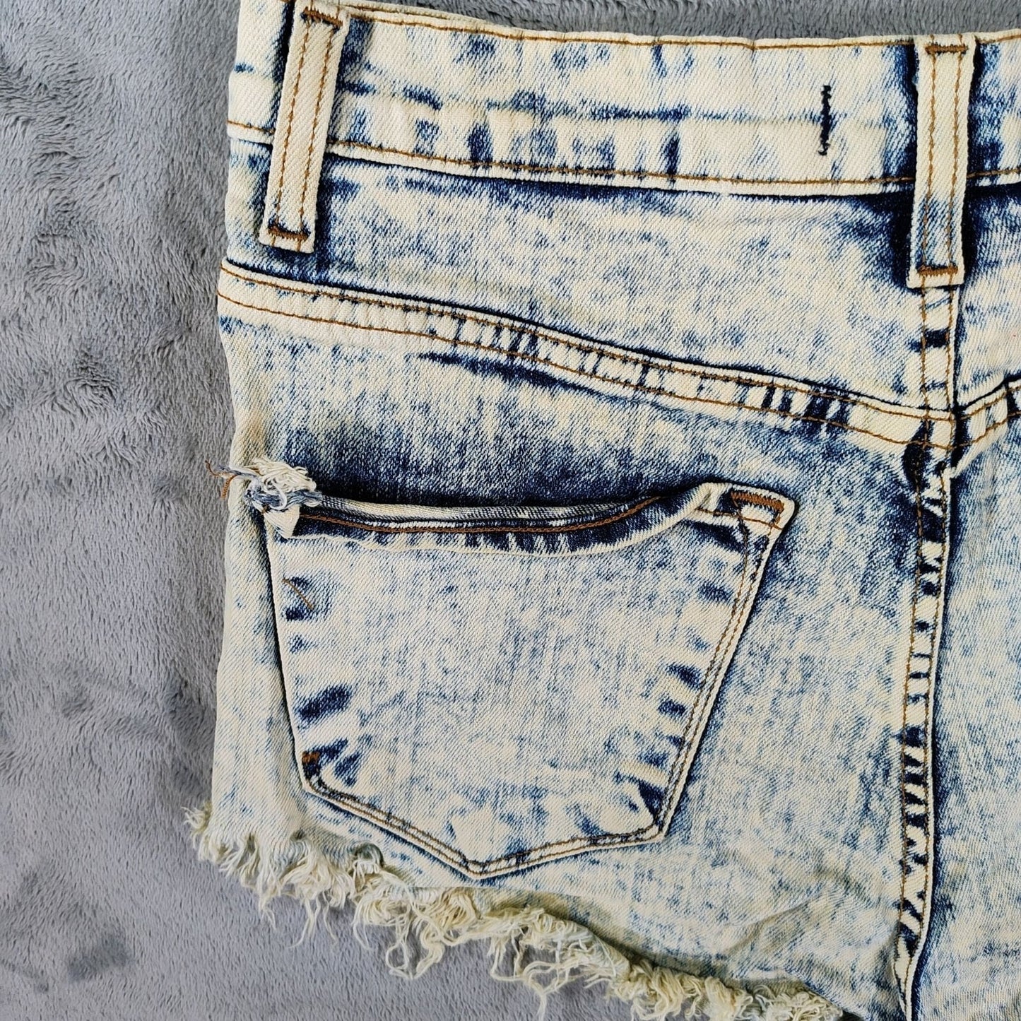 Vibrant M.I.U  Made in USA Distressed Acid Wash DIY Cut Off Denim Shorts -Size 6