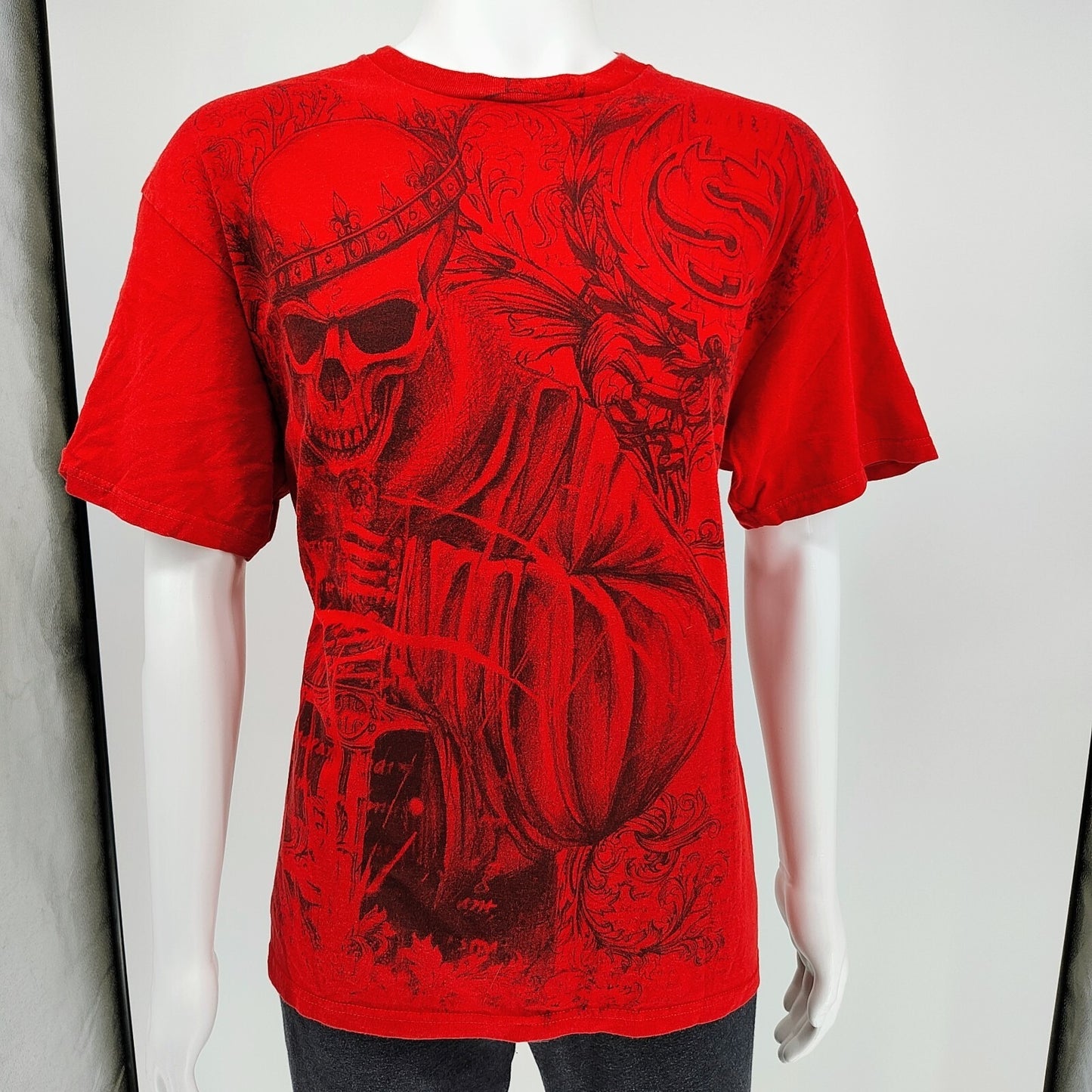 Sinister Brand Y2K Style MMA All Over Print Red Skull Graphic T-Shirt (XL)