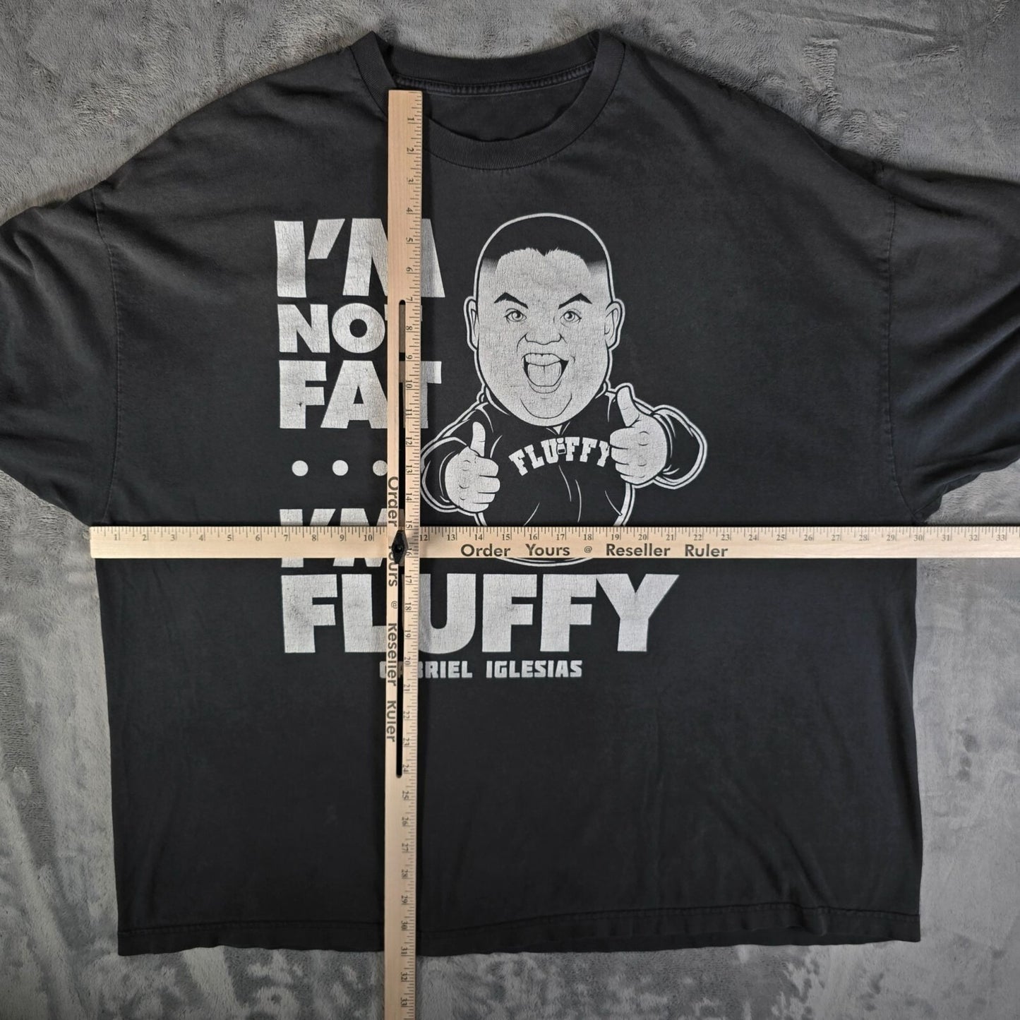 Distressed 2010s Gabriel Iglesias "I'm Not Fat... I'm Fluffy" Black T-Shirt (4XL)