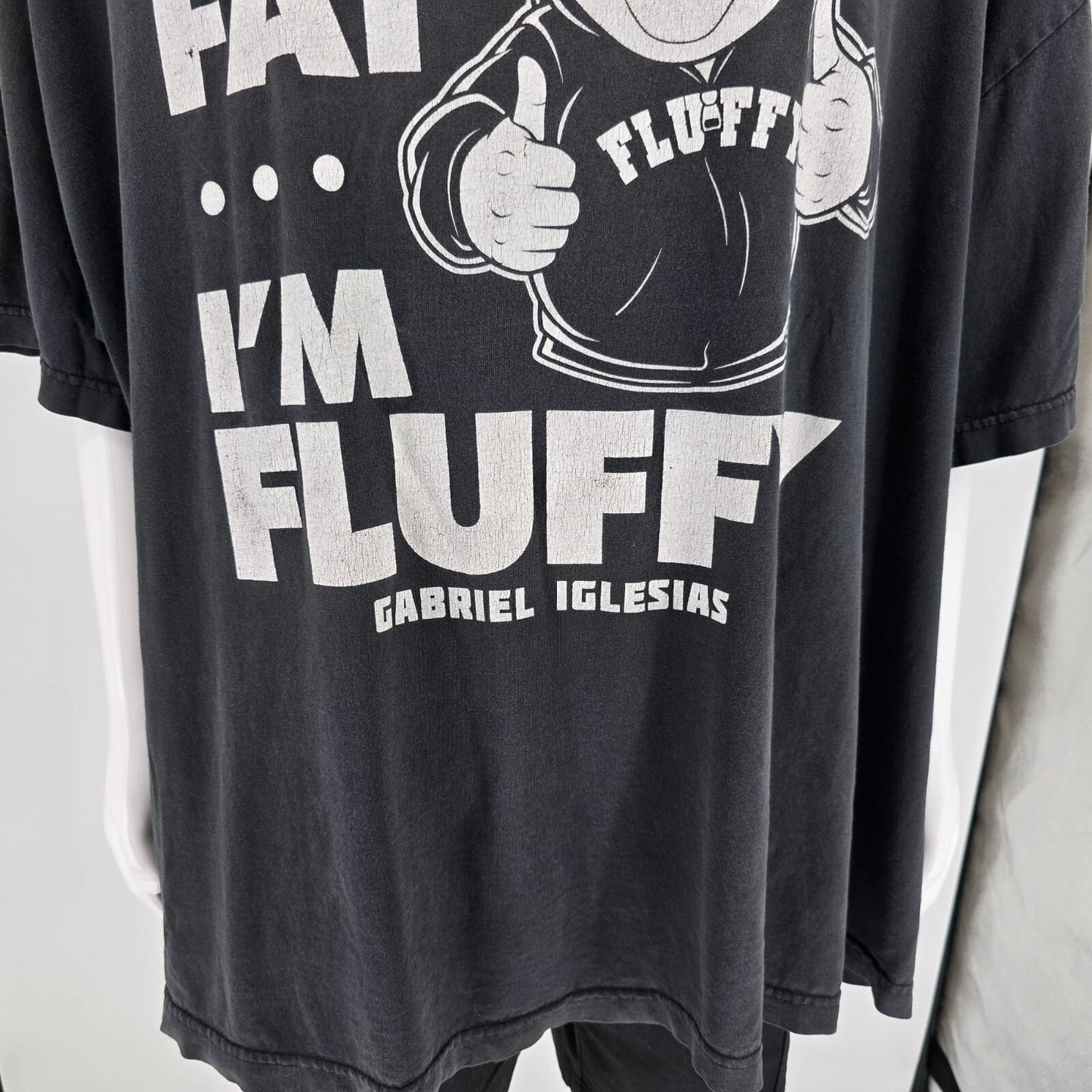 Distressed 2010s Gabriel Iglesias "I'm Not Fat... I'm Fluffy" Black T-Shirt (4XL)