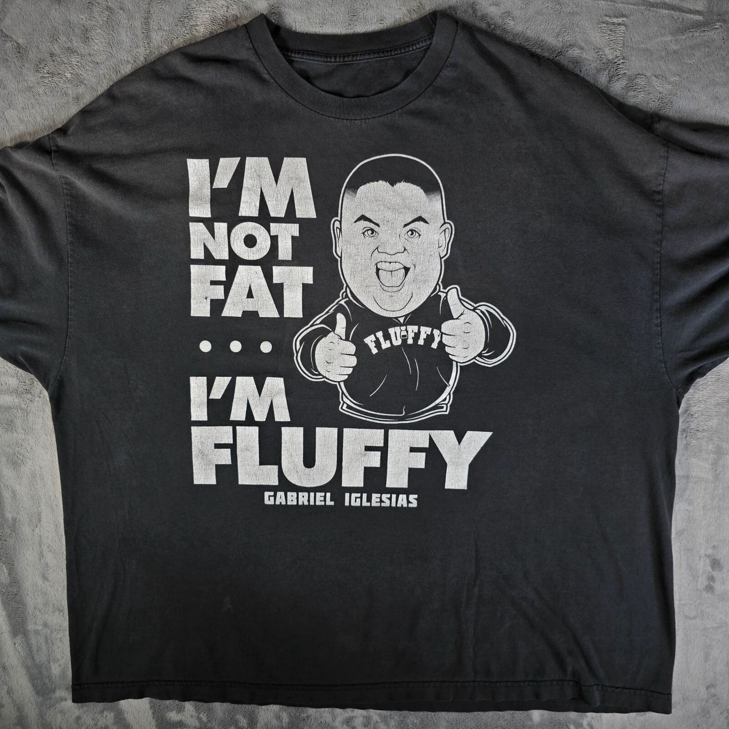 Distressed 2010s Gabriel Iglesias "I'm Not Fat... I'm Fluffy" Black T-Shirt (4XL)