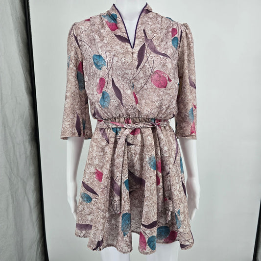 Vintage 1970s Floral Watercolor V-Neck Belted Blouson Mini Day Dress (Size 6/S)