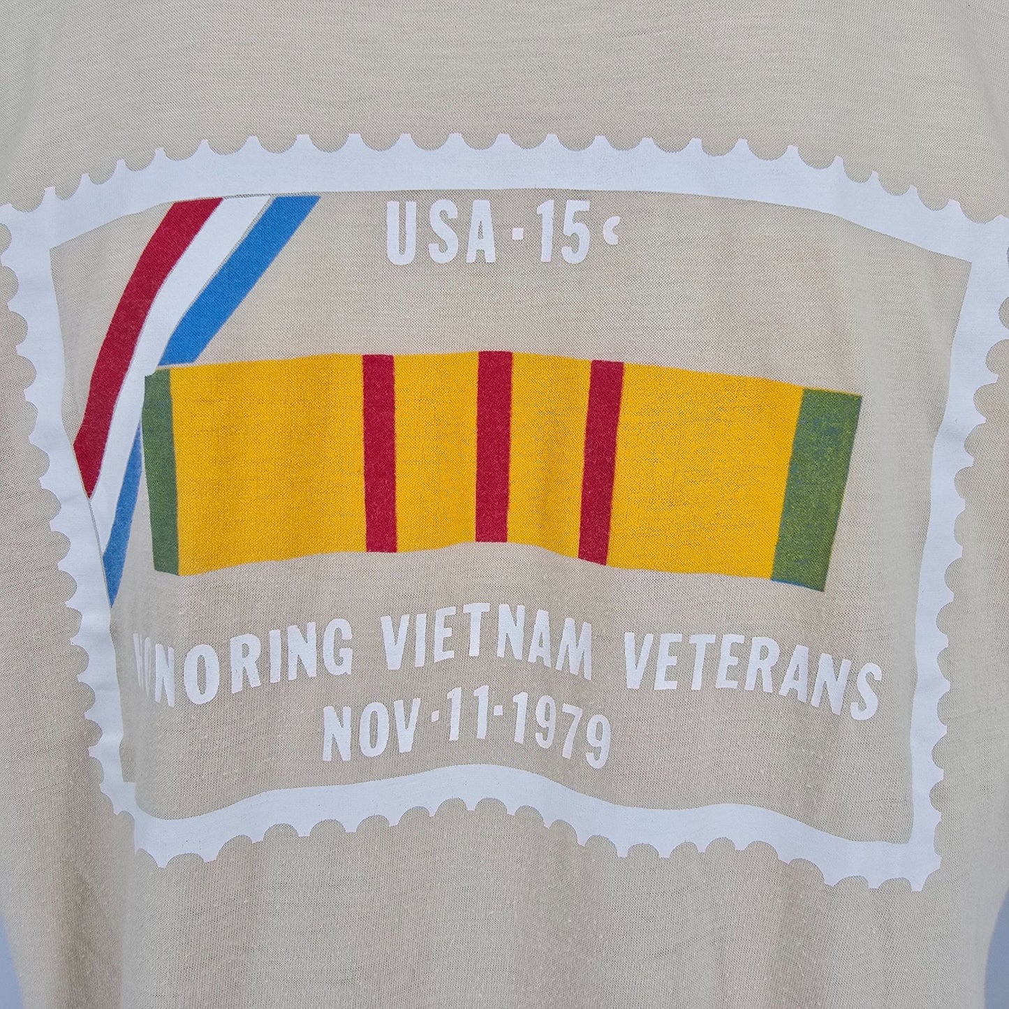 Vintage 1980s USPS Phoenix Arizona Honoring Vietnam Veterans Stamp T-Shirt (L)