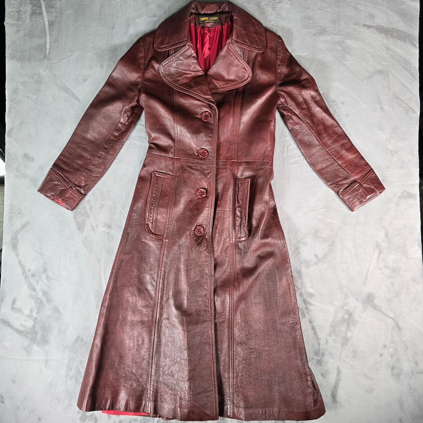 Vintage 1970s Unbranded Women's Burgundy Leather Belted Trench Coat (XS)