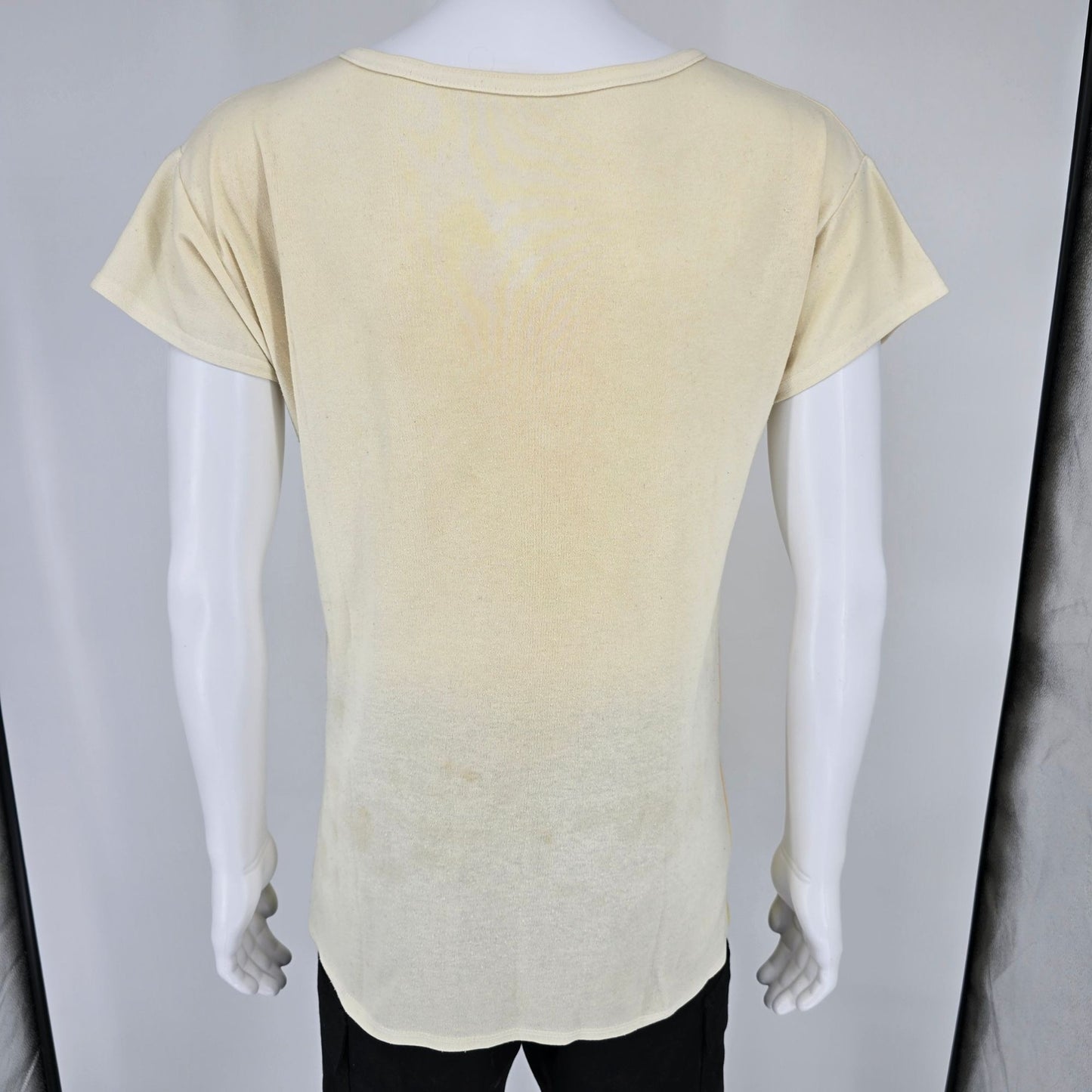 Distressed Vintage 1980s Betty Boop Hula Dancing Beach Scene T-Shirt (Women's L)