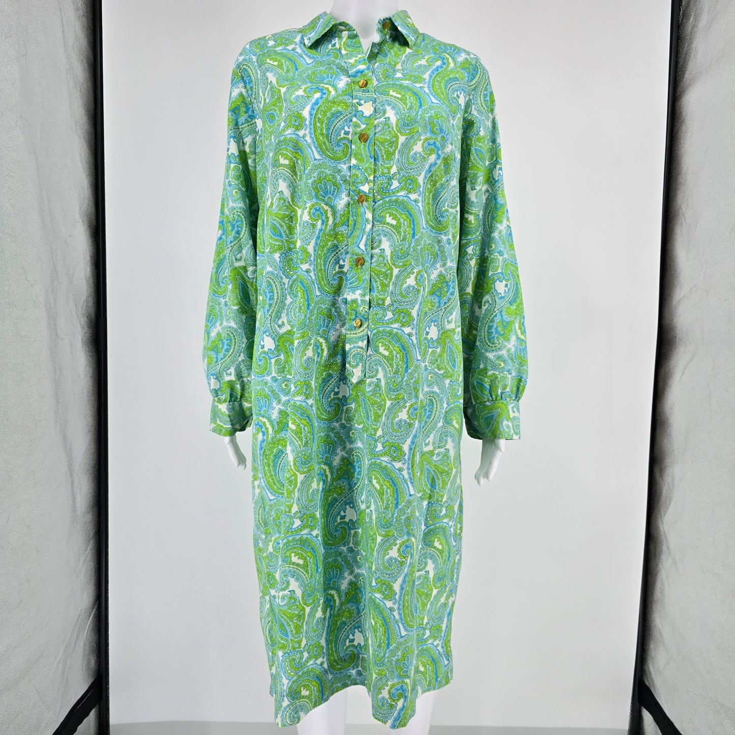 Vintage Early 1970s Boho Green/Blue Paisley Long Shirtdress/House Dress (XL)