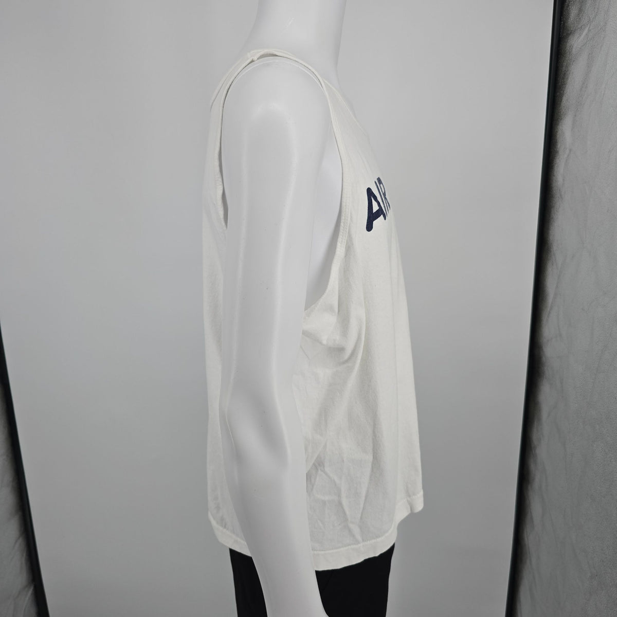 Vintage 1990s Fruit of the Loom White Air Force Cropped Fit Tank Top (XL)
