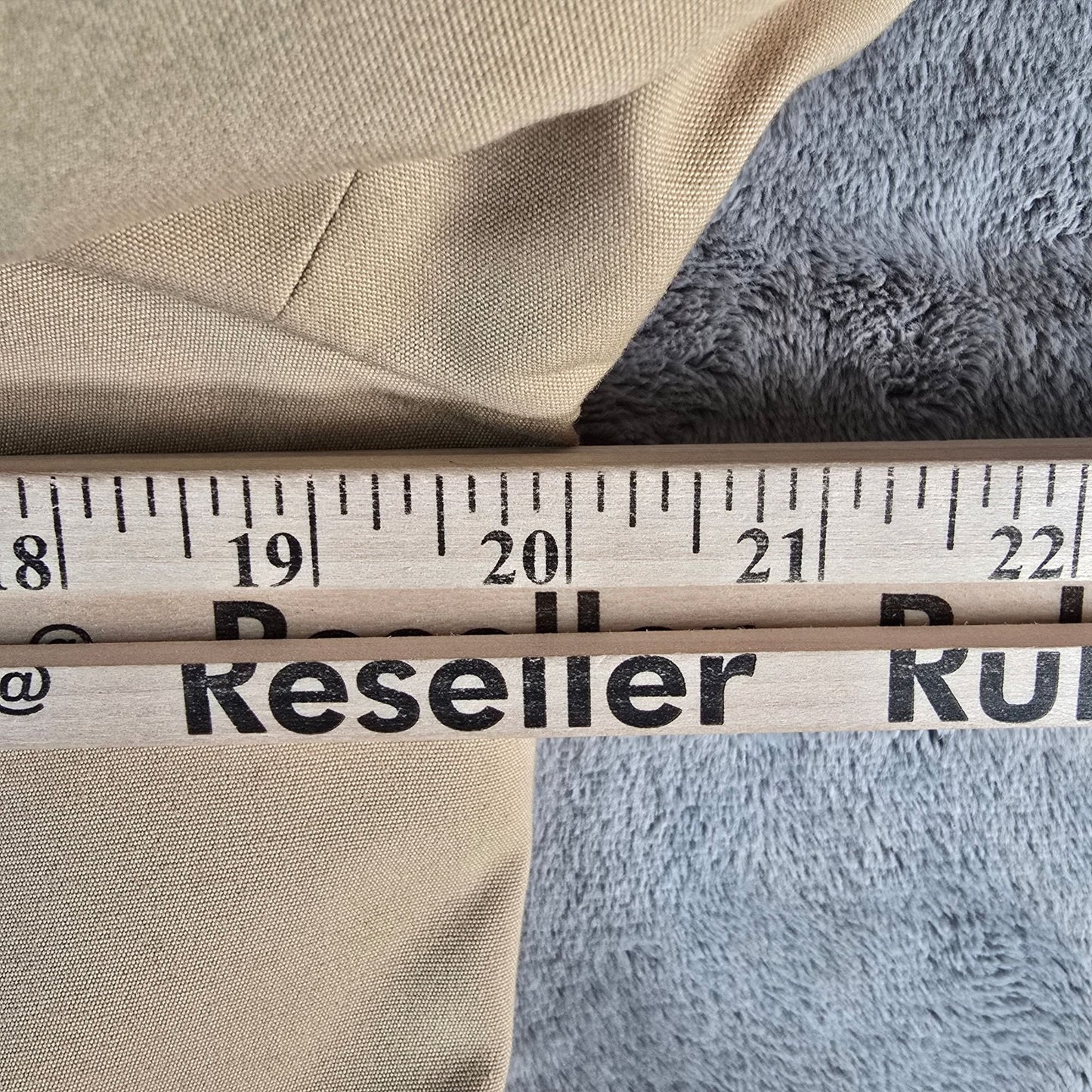 Vintage 1970s Etienne Aigner Women's Tan/Burgundy Belted Trench Coat Jacket (M)