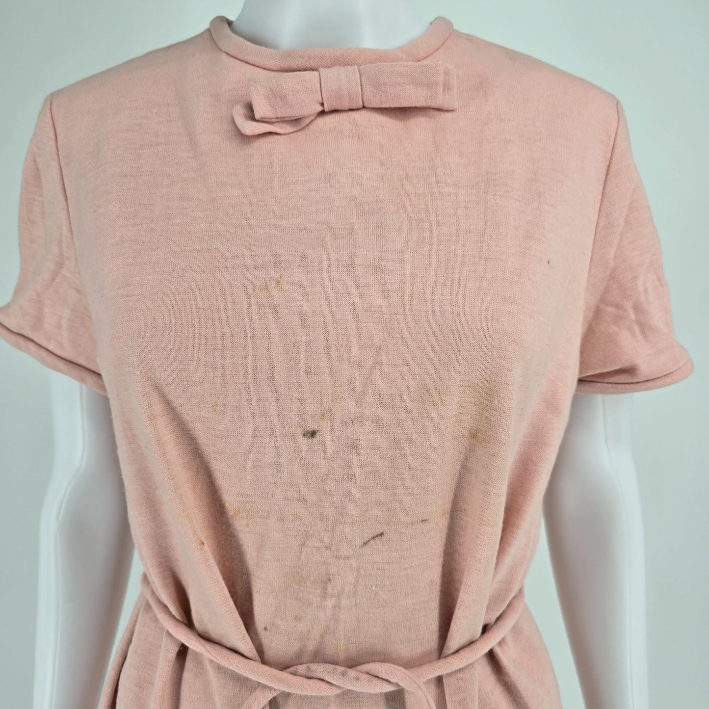 Distressed Vintage 1960s Lady in Waiting Pink Bow Neck Maternity Dress (L)