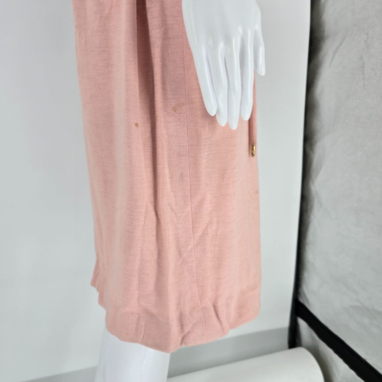 Distressed Vintage 1960s Lady in Waiting Pink Bow Neck Maternity Dress (L)