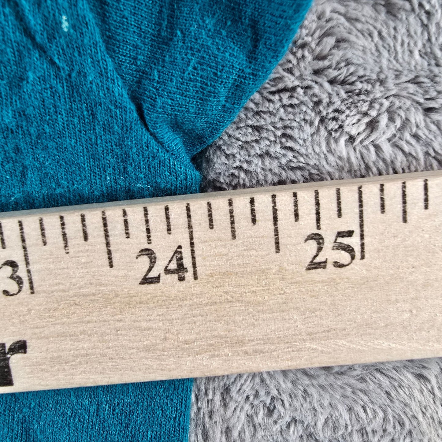 Distressed Vintage Late 1990s Hanes Blank Teal Single Stitch T-Shirt (XL)