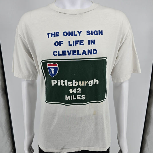 Vintage Early 1990s Jerzees "The Only Sign of Life In Cleveland" T-Shirt (XL)