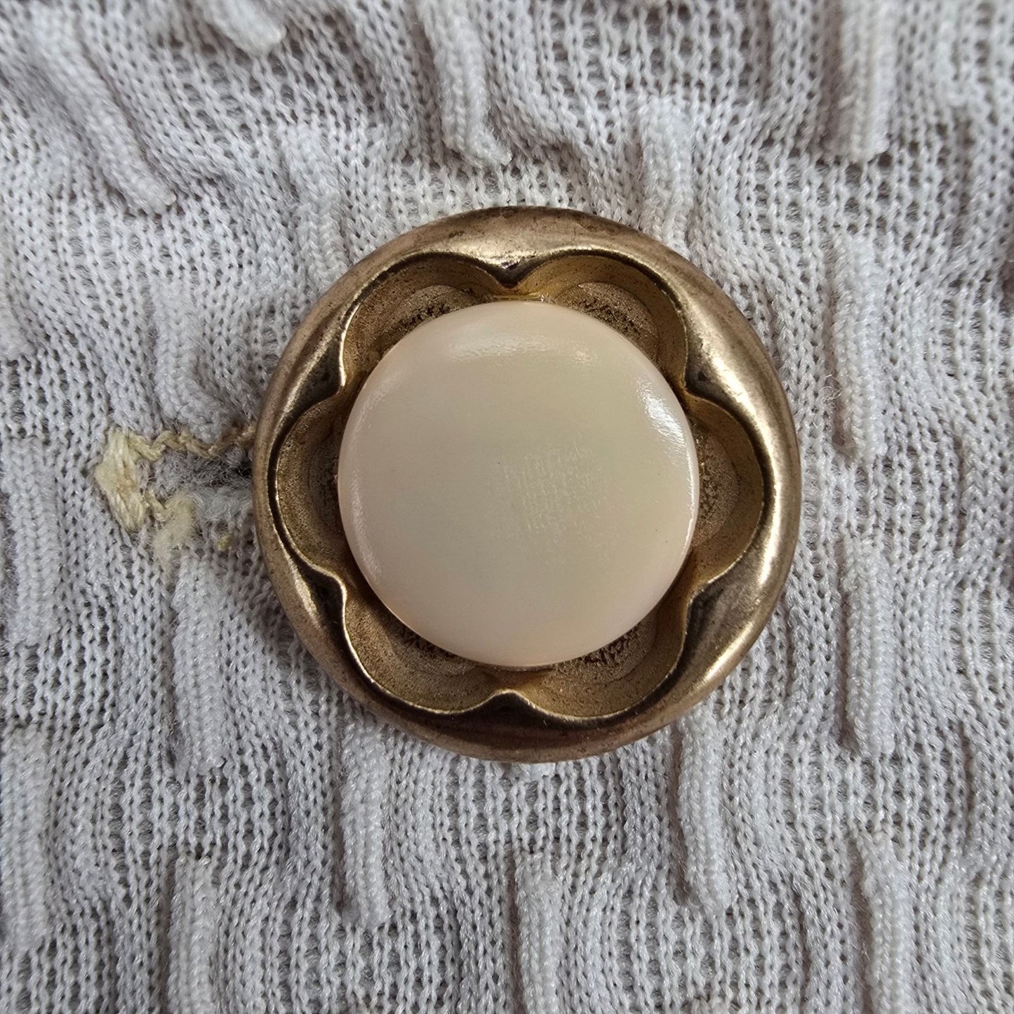 Vintage Early 1970s Alorna Women's Beige Textured A-Line Mod Coat (Large)