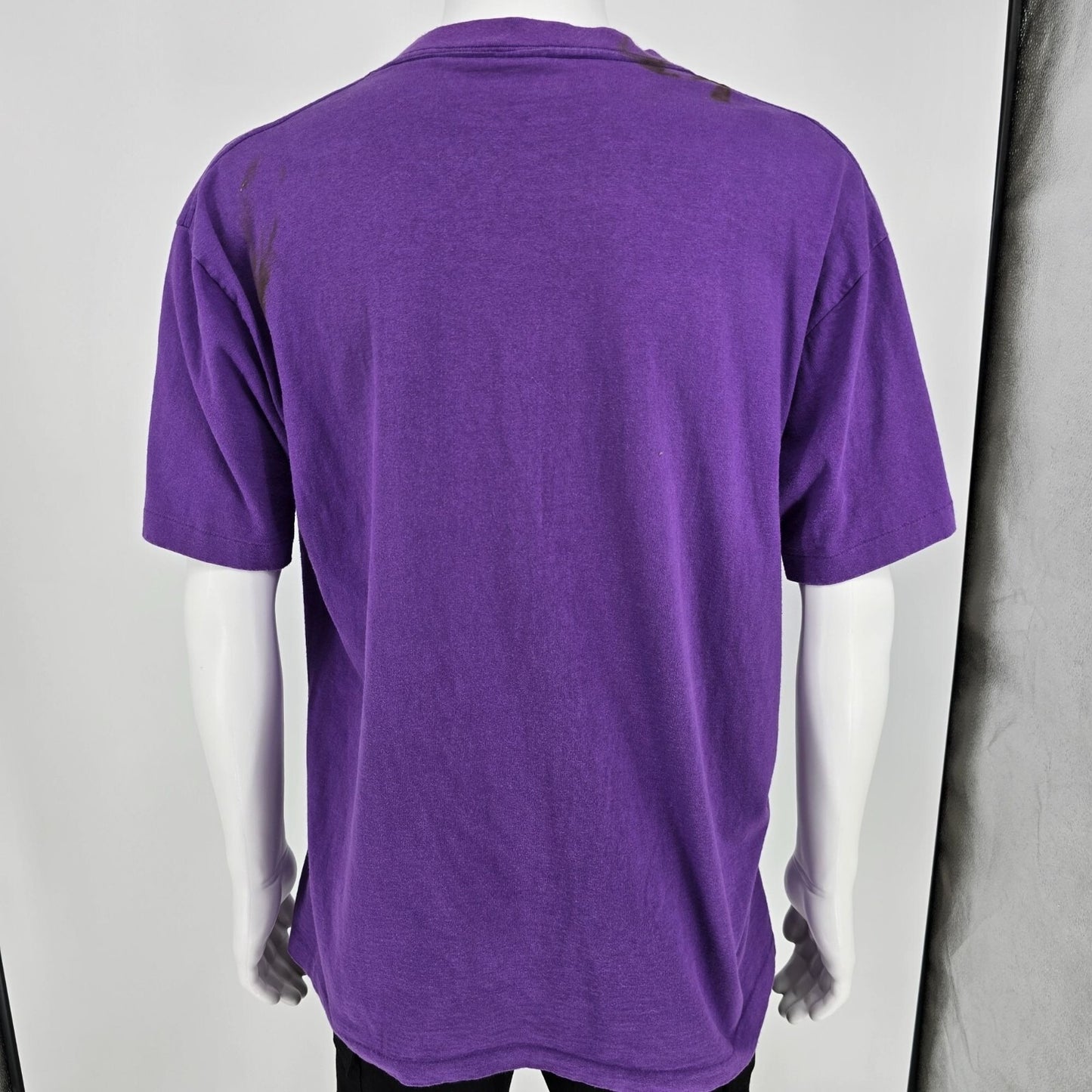Vintage 1990s Stained Anvil Blank Purple V-Neck Single Stitch T-Shirt (XL)