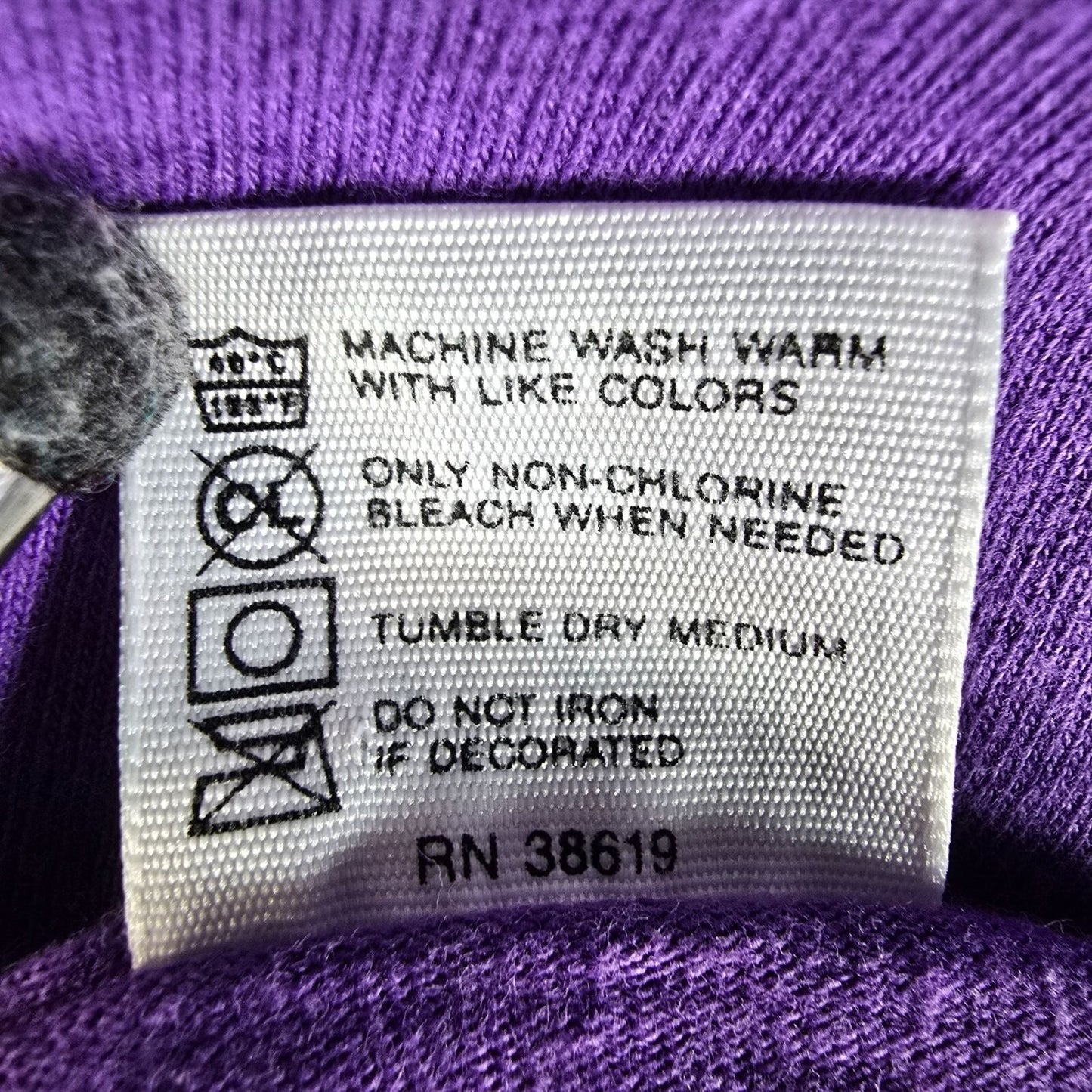Vintage 1990s Stained Anvil Blank Purple V-Neck Single Stitch T-Shirt (XL)