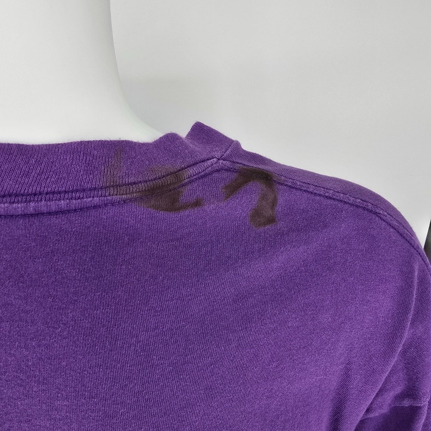 Vintage 1990s Stained Anvil Blank Purple V-Neck Single Stitch T-Shirt (XL)