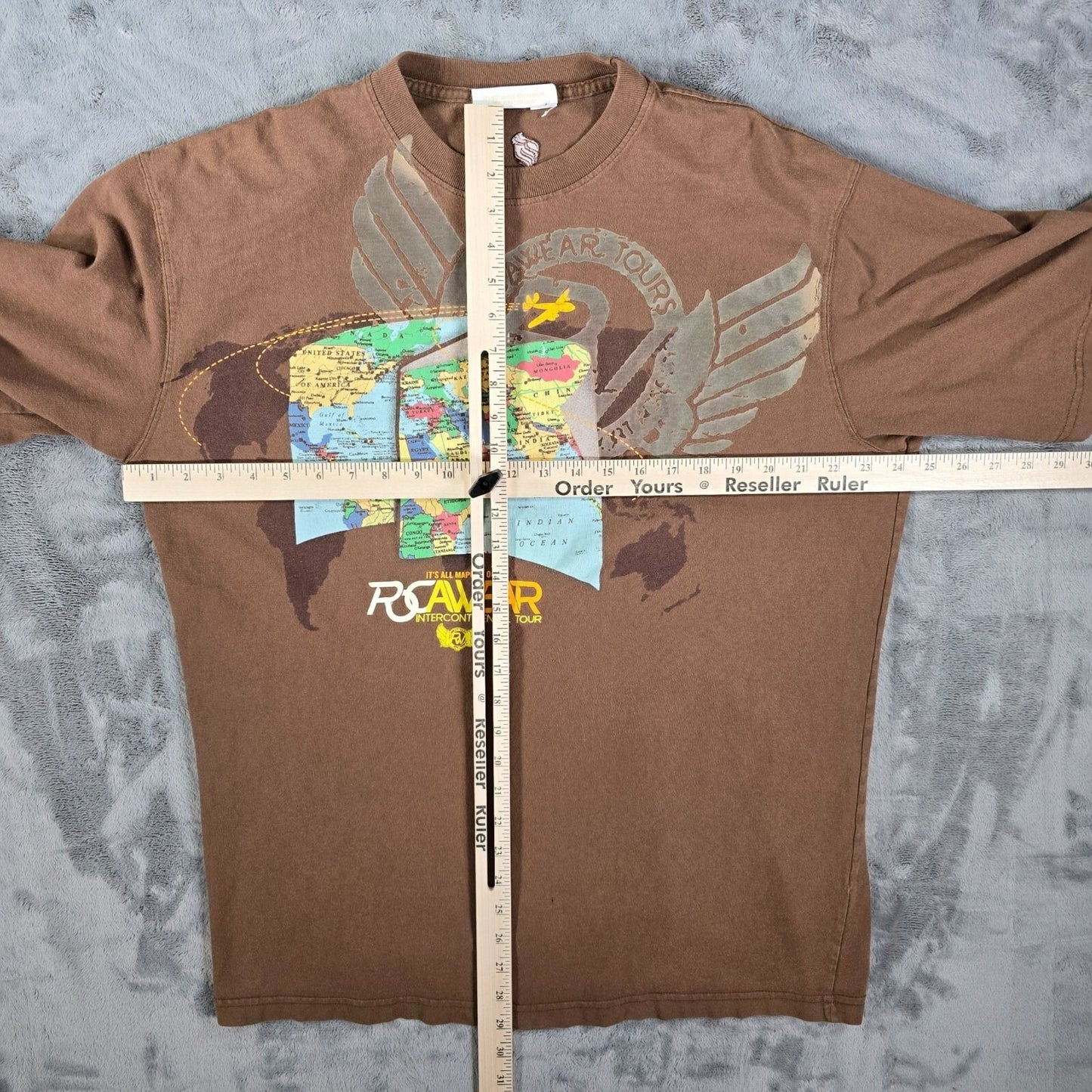 Y2K 2000s Streetwear Rocawear Intercontinental Tour Brown Graphic T-Shirt (XL)