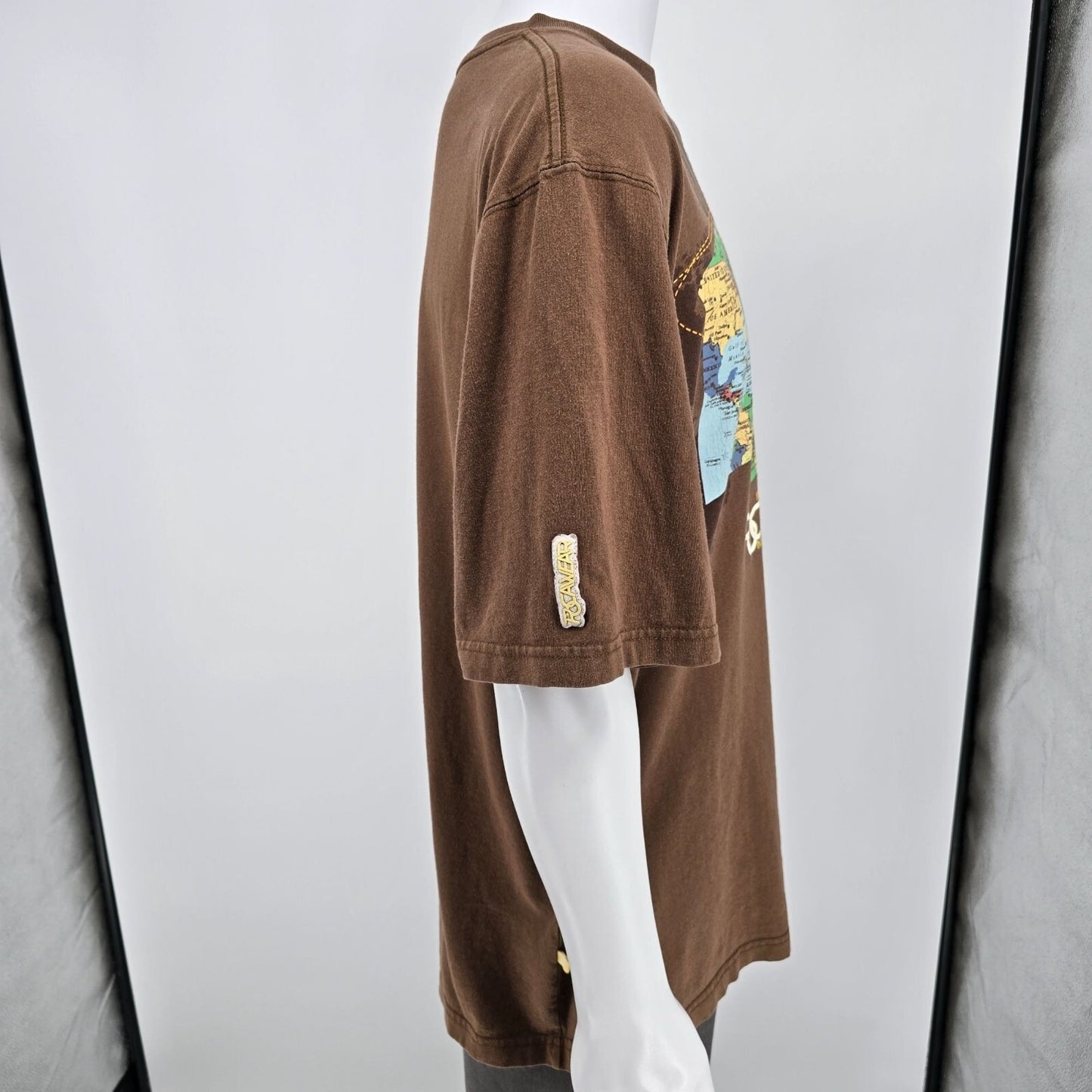 Y2K 2000s Streetwear Rocawear Intercontinental Tour Brown Graphic T-Shirt (XL)