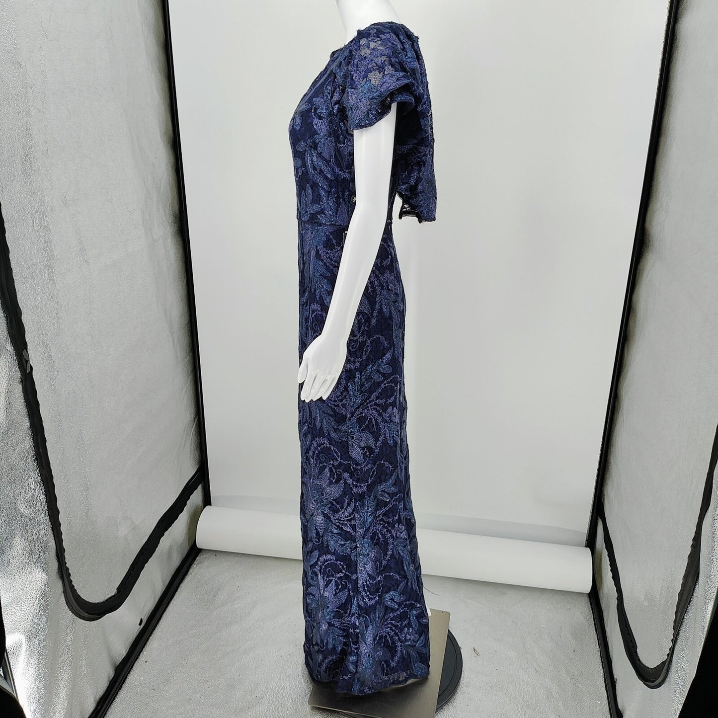 NWT Adrianna Papell Midnight Blue Capelet Long Maxi Dress $249 Retail (Size 4)