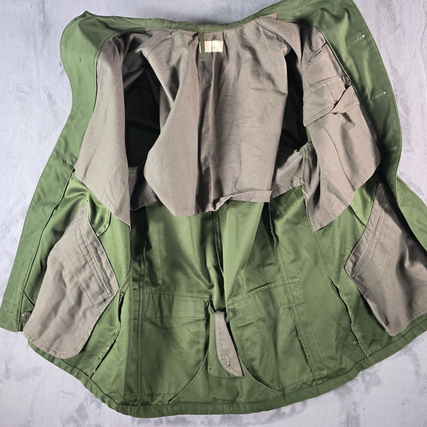 Vintage 1970s Swedish Military Olive Green M59 Field/Utility Coat (Large)