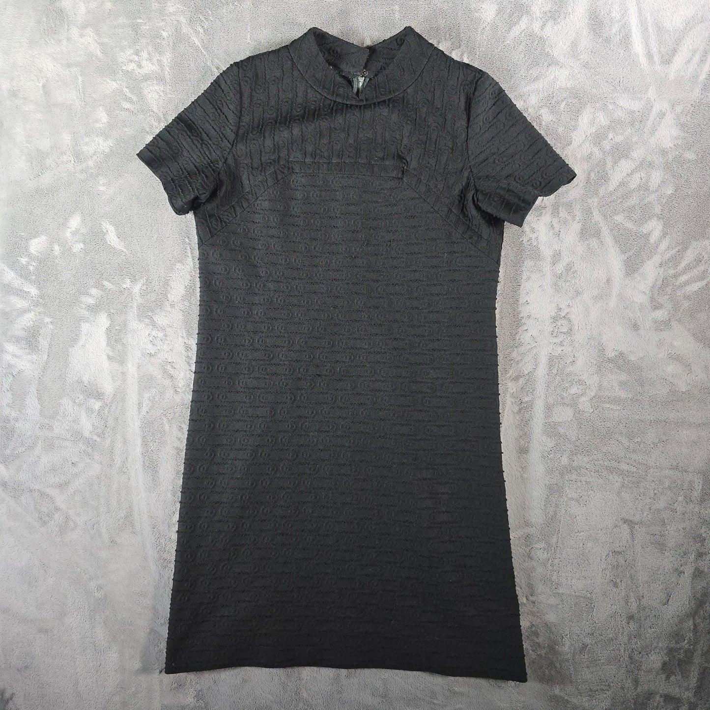 Vintage 1960s Black Metal Zipper Textured Knit Mod Shift Dress (Large) *Flaws