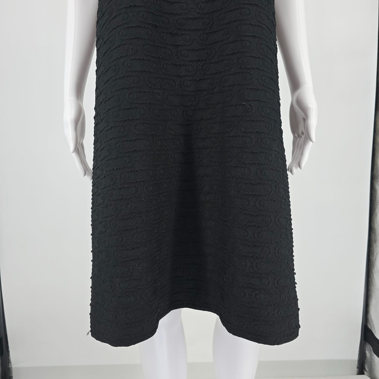 Vintage 1960s Black Metal Zipper Textured Knit Mod Shift Dress (Large) *Flaws