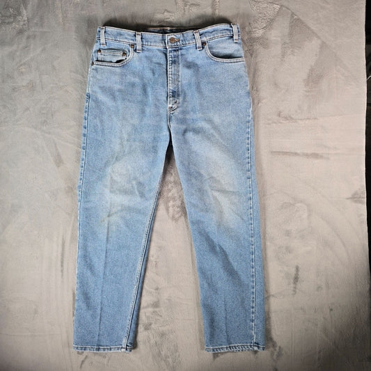 Vintage 1999 Levi's 540 Brown Tab Relaxed Poly/Cotton Light Wash Jeans (36x27)