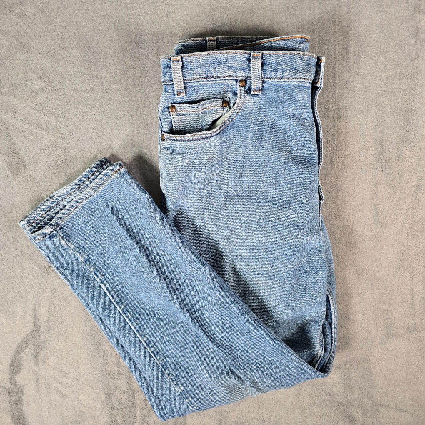 Vintage 1999 Levi's 540 Brown Tab Relaxed Poly/Cotton Light Wash Jeans (36x27)