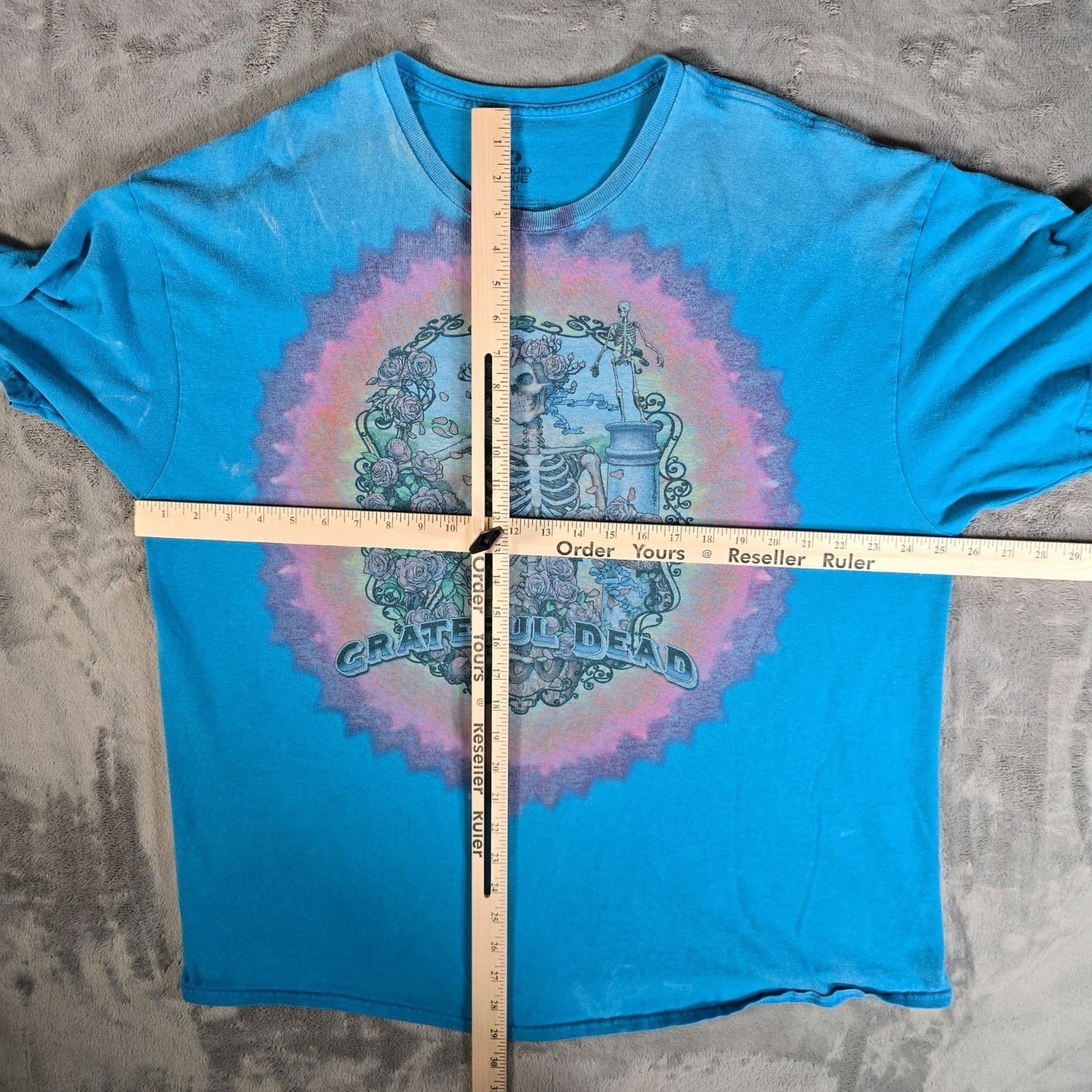 2010s Liquid Blue Grateful Dead Skeleton & Roses Faded Graphic T-Shirt (2XL)