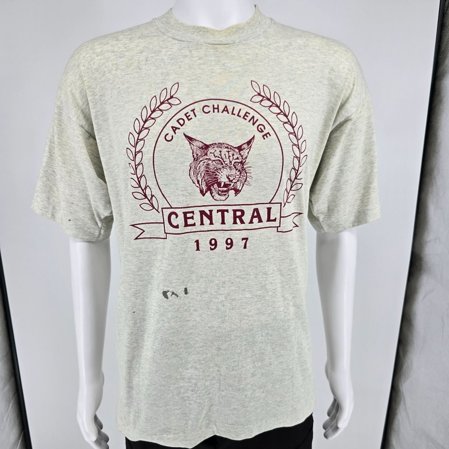 Distressed Vintage 1990s ROTC Central Cadet Challenge 1997 Wildcat T-Shirt (XL)