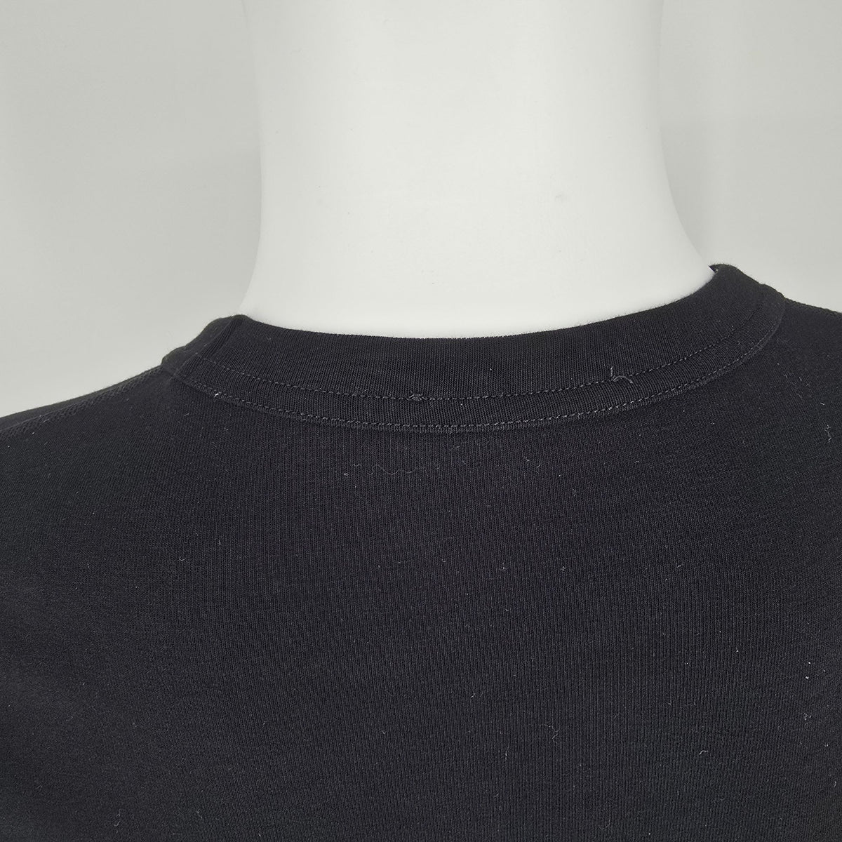 Tom Ford T4M09-004  Black Stretch Cotton V-Neck Luxury/Designer T-Shirt (S)