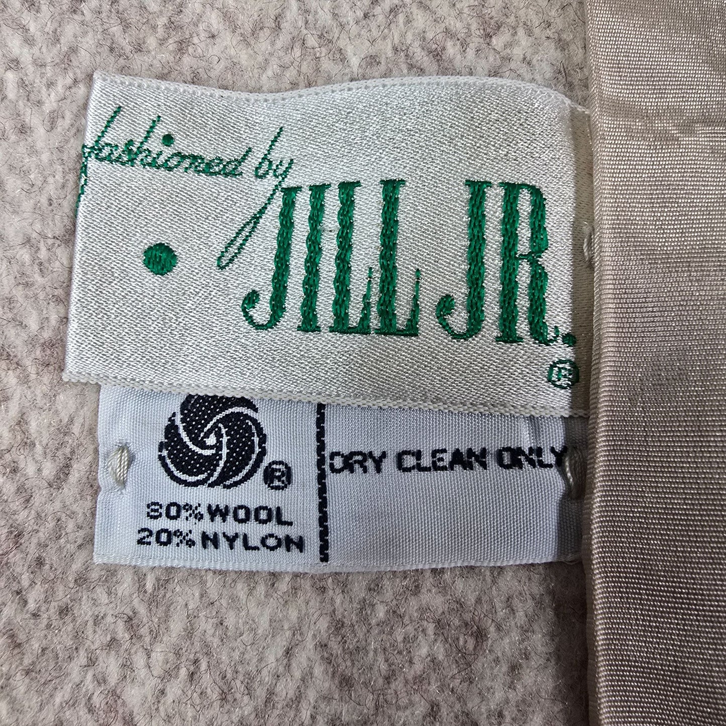 Vintage 1980s Jill Jr. Wool Blend Fit & Flare Herringbone Coat (M)
