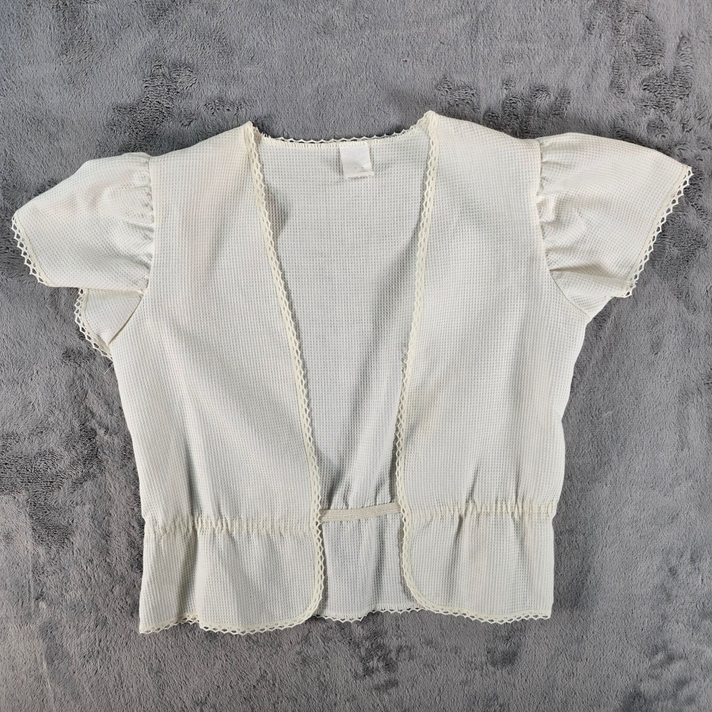 Vintage 1970s Cream/Ivory Waffle Knit Open Front Lace Trim Bolero Jacket (S)