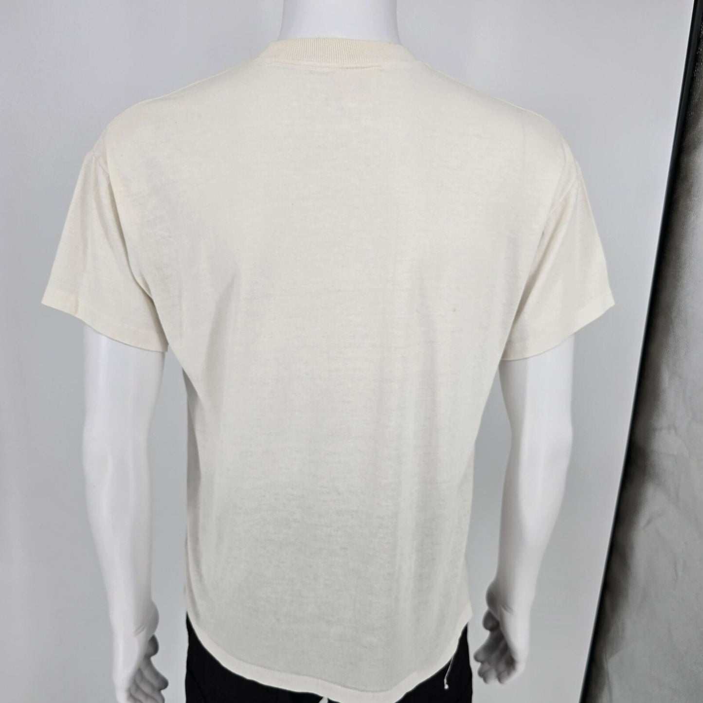 Distressed Vintage 1990s Trau & Loevner Operation Desert Storm T-Shirt (M/L)