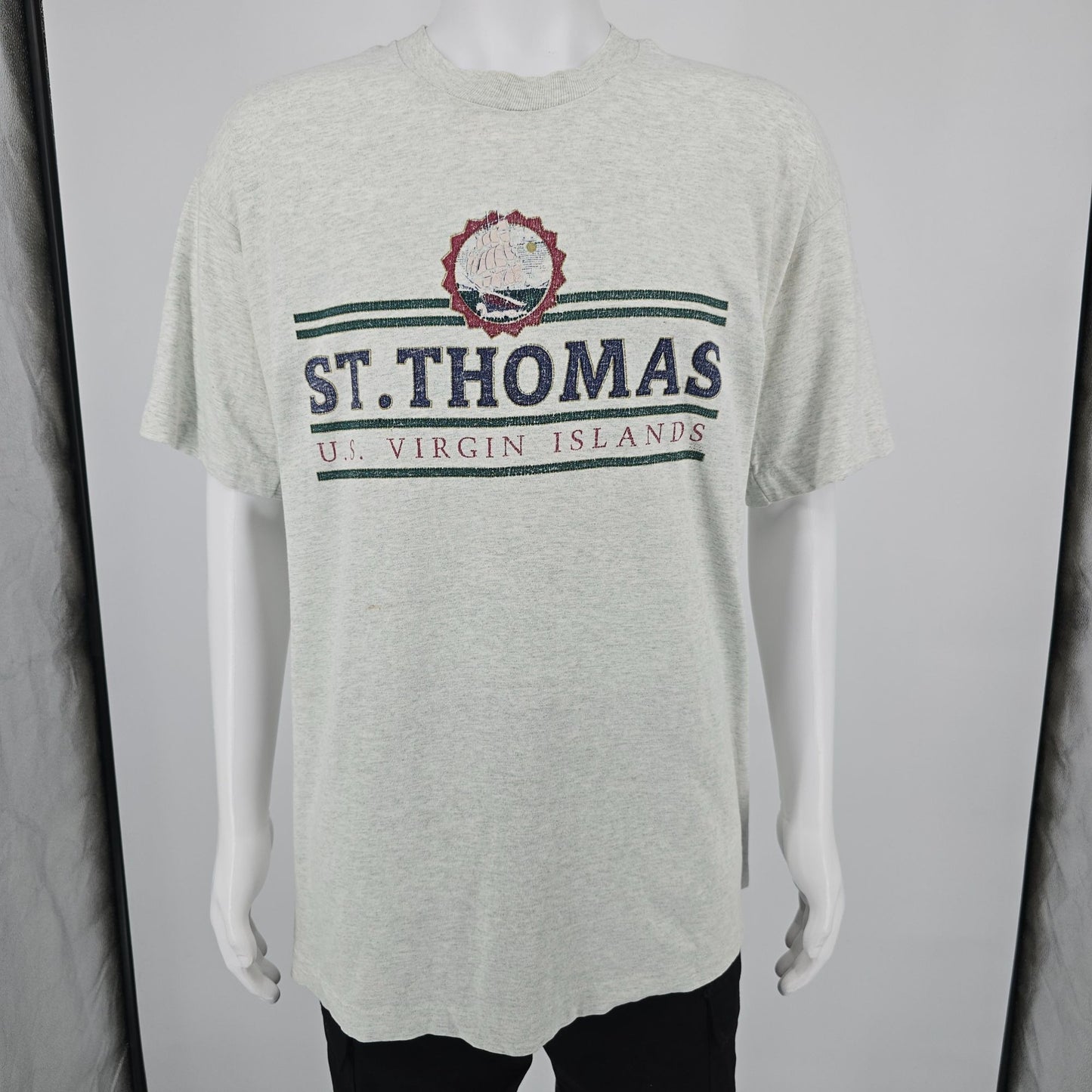 Distressed Vintage 1990s St. Thomas U.S. Virgin Islands Souvenir T-Shirt (XL)